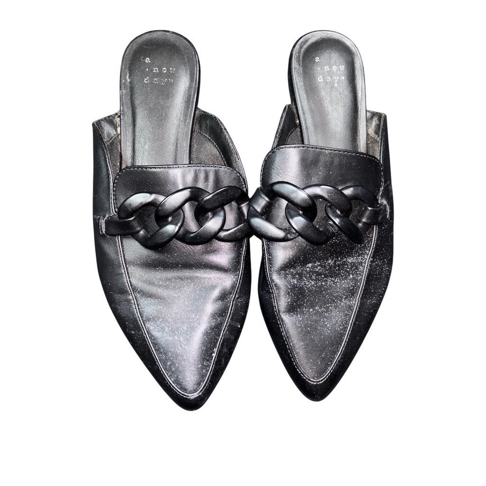 A New Day Loafers Womens Size 9 Black Pointed Toe Mule Flats Chain Slip-On slide